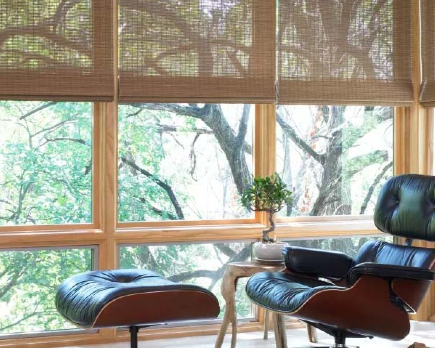 roman shades by lutron in a dining room